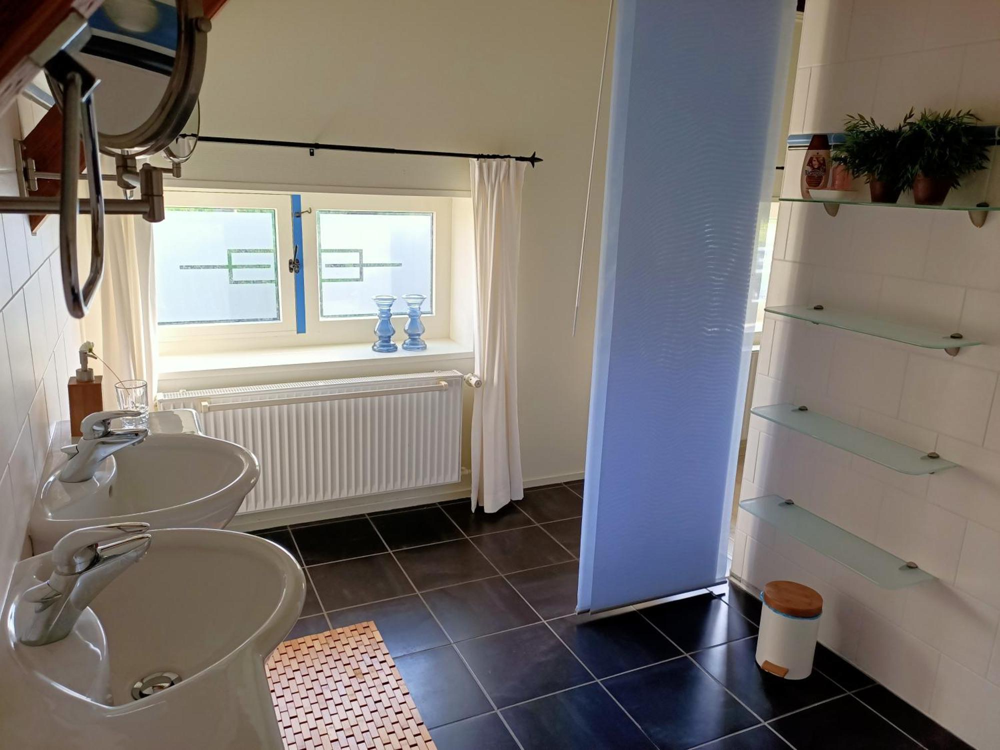 Bij De Friesche Poort Bed & Breakfast Bourtange Ruang foto