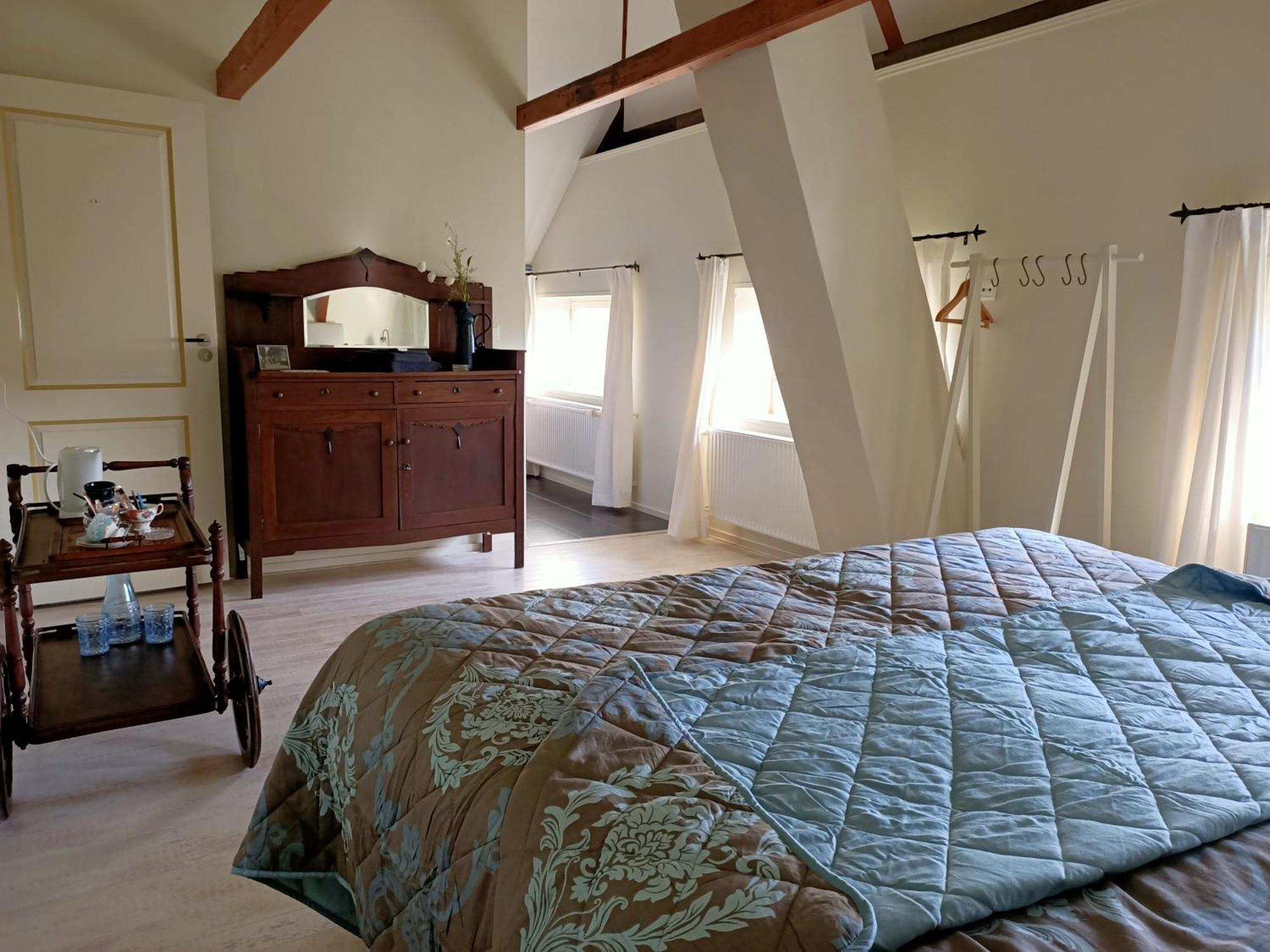 Bij De Friesche Poort Bed & Breakfast Bourtange Ruang foto
